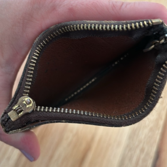 Louis Vuitton Keychain Coin Purse With Box - Picture 8 of 11